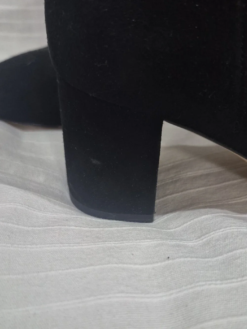 STUART WEITZMAN Classic Black Suede Ankle Boots - Women's Chelsea Heel